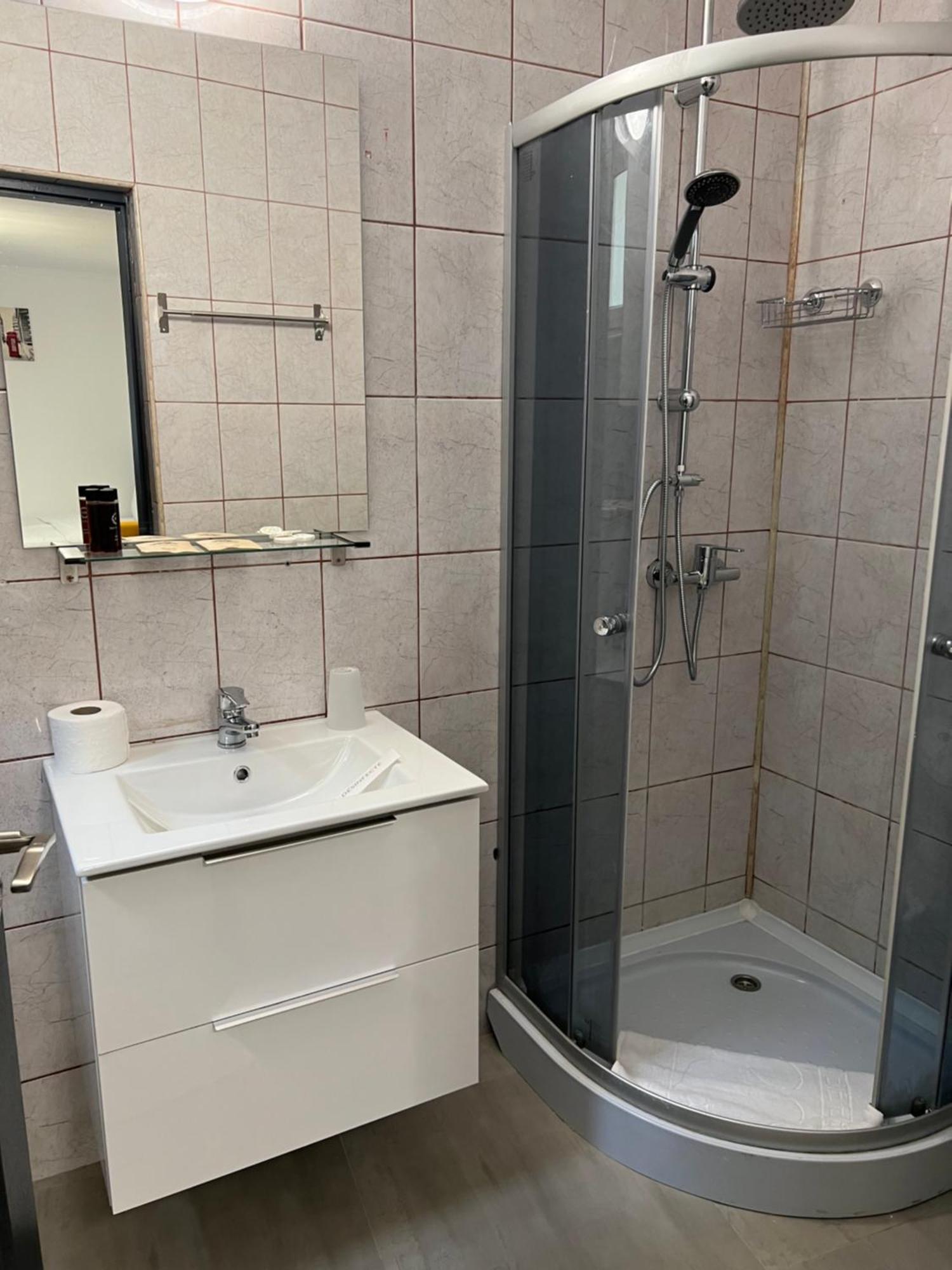 Ndl City Center Apartment Cluj Napoca Bagian luar foto